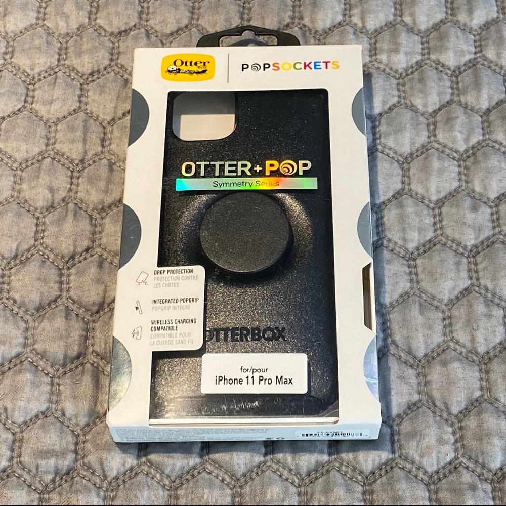 Otterbox iPhone 11 Max Pro Phone Case + Pop Socket